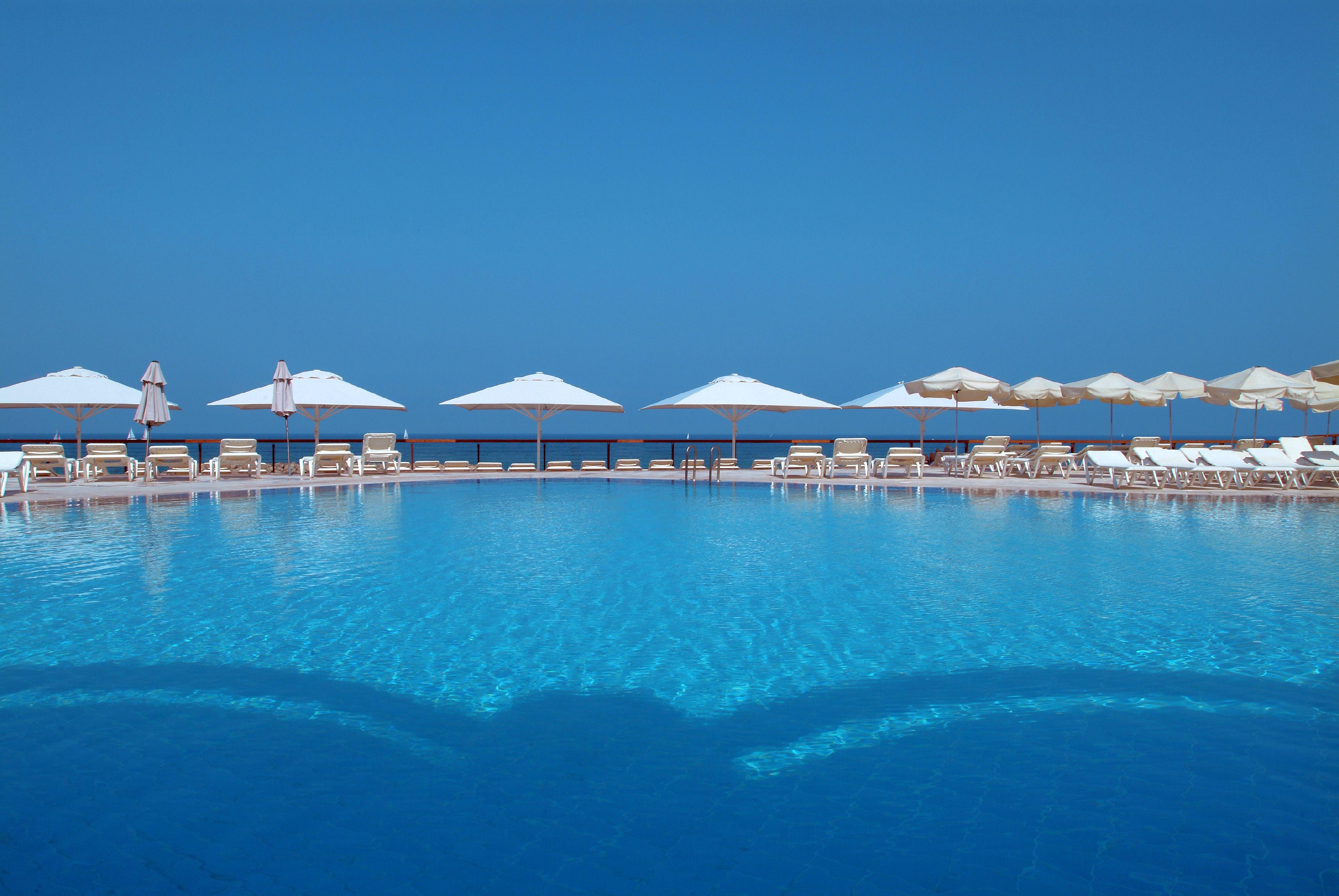 ดาเนียล เฮิร์สไลยา โฮเต็ล Hotel Herzliya ภายนอก รูปภาพ The pool at the resort